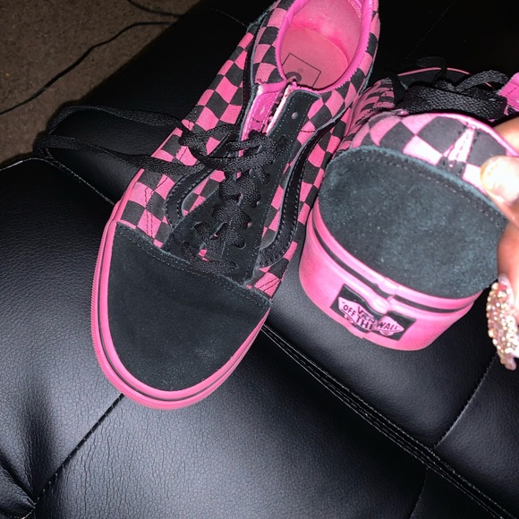 Vans - Picture 4 of 5